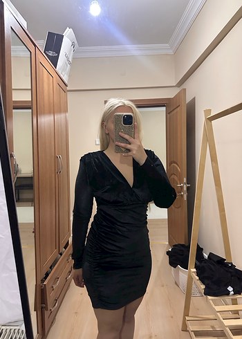 Siyah V Yaka Uzun Kollu Midi Elbise - Görsel 2