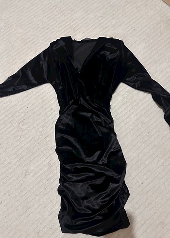 Siyah V Yaka Uzun Kollu Midi Elbise - Görsel 3