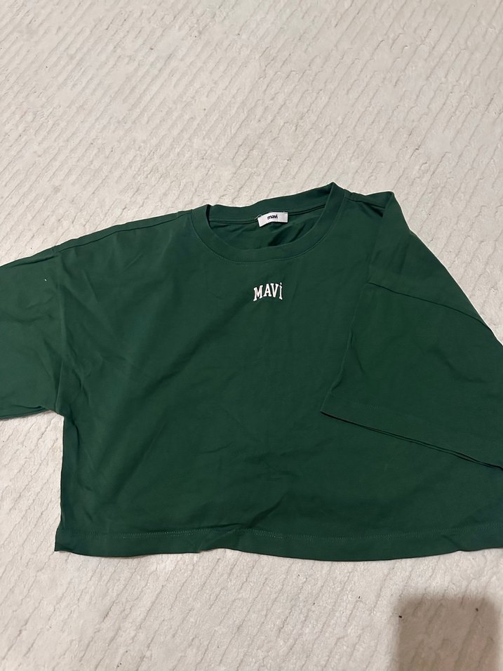 Mavi Marka Koyu Yeşil Kısa Kollu Tişört - Görsel 2