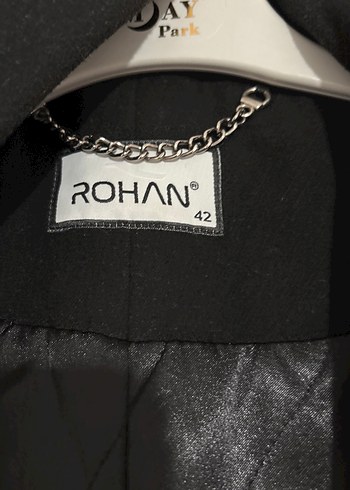 Siyah Uzun Kadın Kaban - Görsel 2