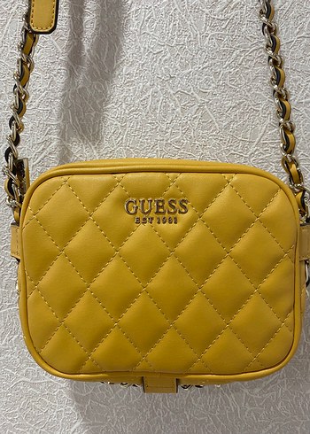 Guess Sarı Zincir Detaylı Kadın Çapraz Çanta