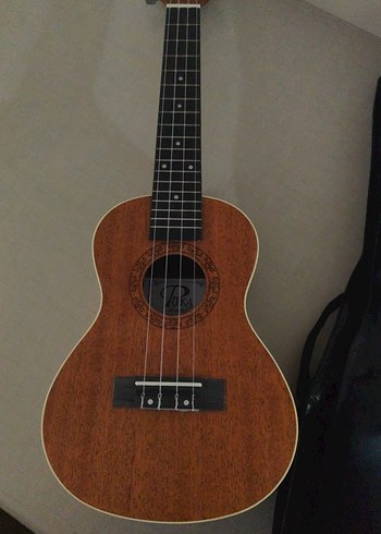 UKULELE