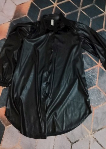 Düğmeli Siyah Deri Kadın - Görsel 2