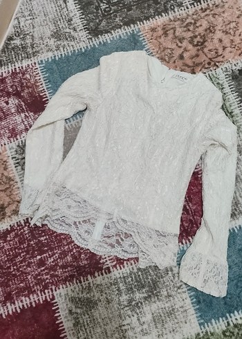 Dantel Detaylı Beyaz Kadın Bluz - Görsel 3