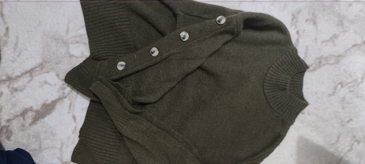 Düğmeli yeşil Boğazlı Kadın Yün Kazak - Görsel 2