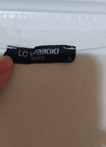 LC Waikiki Sıfırkol tişört 