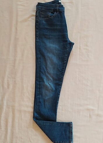 Skiny jean