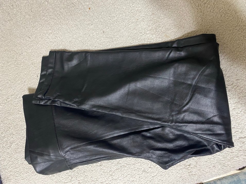 Kadın Siyah Deri içi şardonlu - Görsel 3