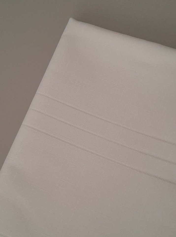 Krem Dertsiz Masa Örtüsü - Görsel 2