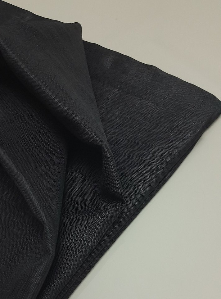 Siyah Sade Dertsiz Modern Masa Örtüsü - Görsel 4