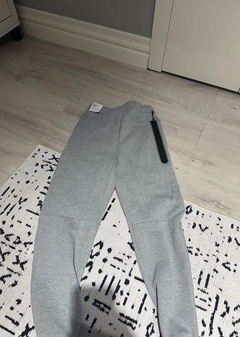 Nike faturalı orjinal xs beden 2023 model tech fleece - Görsel 2