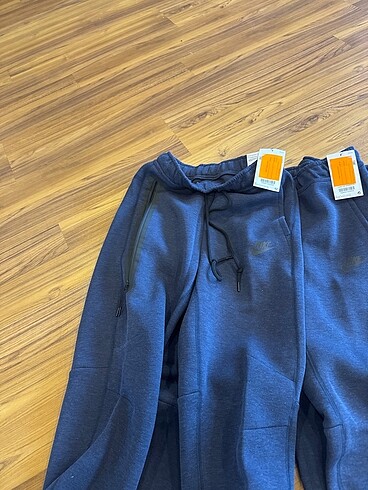 s Beden Nike lacivert tech fleece alt