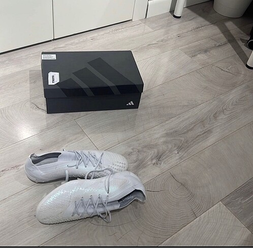 Adidas Predator Elite krampon