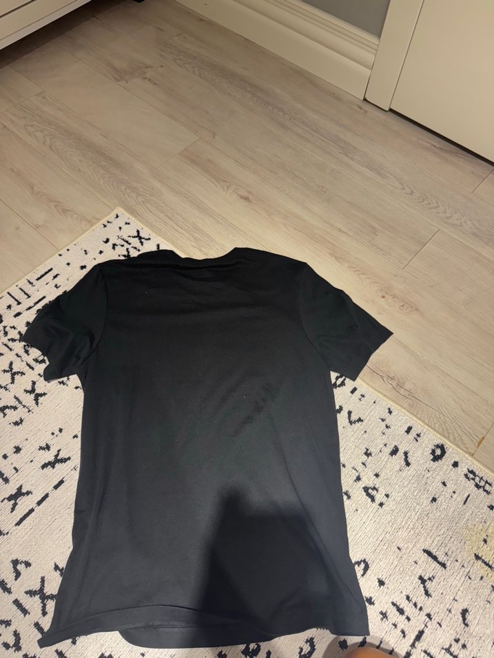 Nike Siyah Erkek Tişörtü faturalı orjinal - Görsel 3