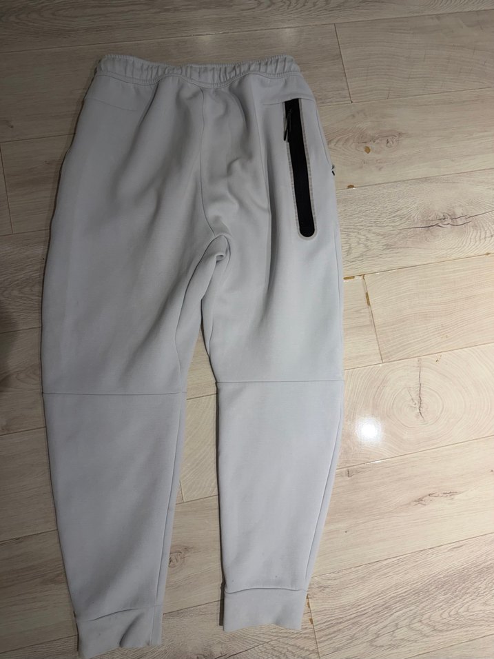 Nike tech beyaz eşofman altı - Görsel 4