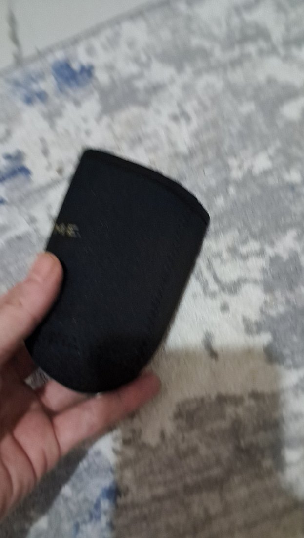 siyah şişe kılıfı - Görsel 3