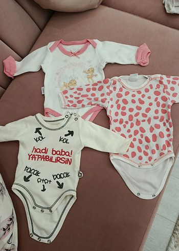 Bebek Kız Uzun Kollu Dantel Detaylı Body