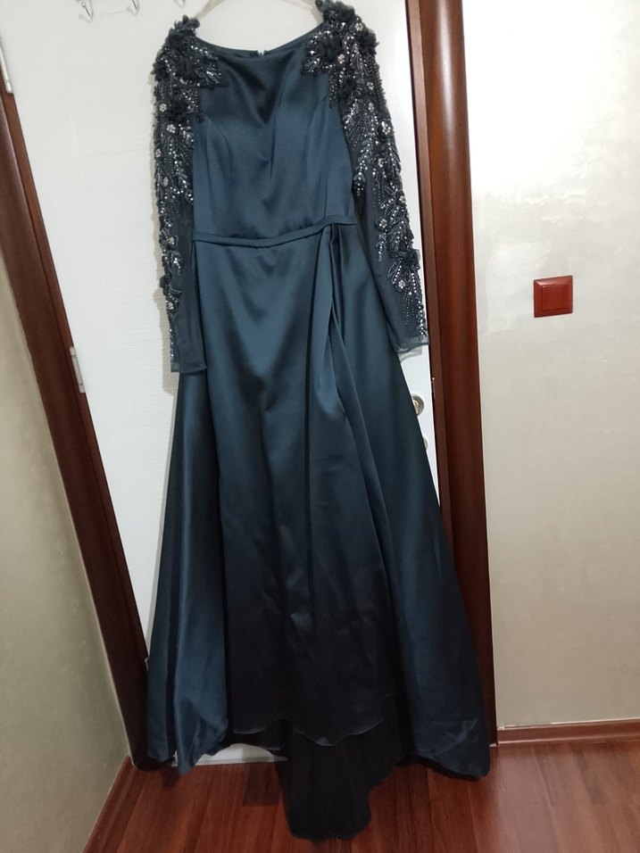 Nakış Detaylı Lacivert Uzun Abiye Elbise - Görsel 4