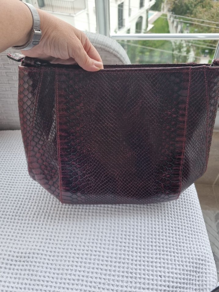 Hotiç marka hakiki deri Bordo Yılan Desenli Kadın Çanta - Görsel 4