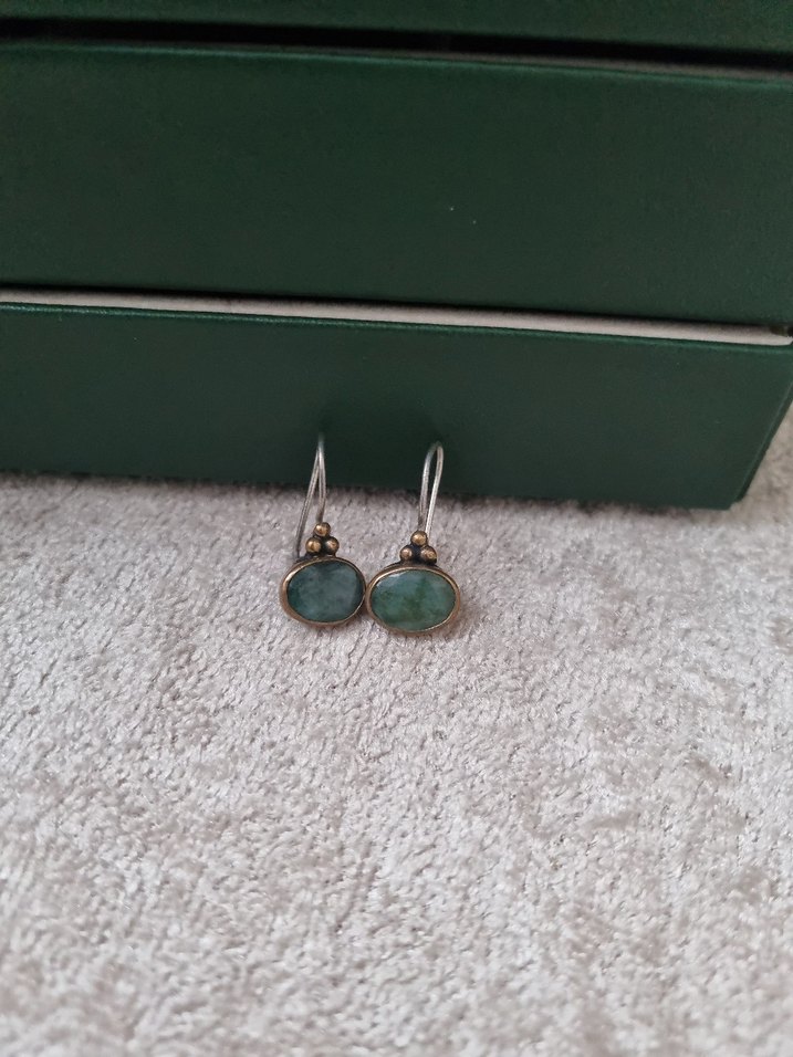 925 ayar gümüş kök zümrüt taşlı otantik küpe - Görsel 2