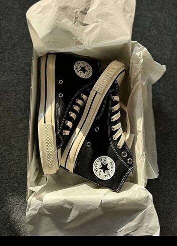Converse Chucky Taylor 70 36 47 arası numaralari mevcuttur Kut