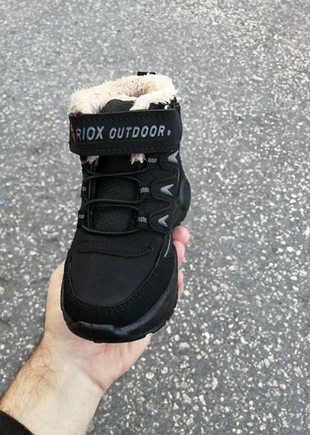 Cırt Cırtlı Siyah Erkek Çocuk Botu - Görsel 2