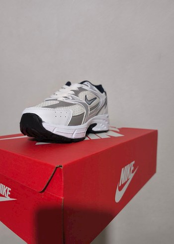 Nike Beyaz Kadın Spor Ayakkabı - Görsel 6