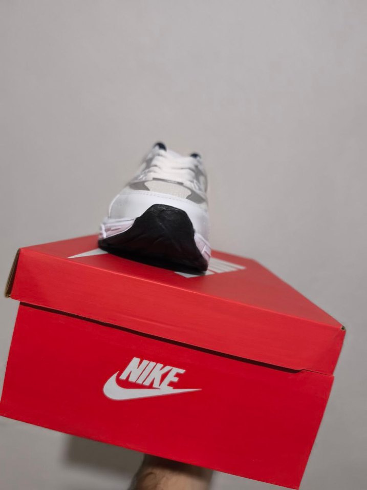 Nike Beyaz Kadın Spor Ayakkabı - Görsel 4