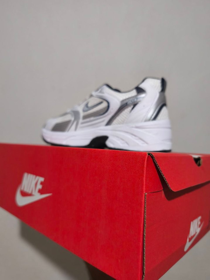 Nike Beyaz Kadın Spor Ayakkabı - Görsel 5