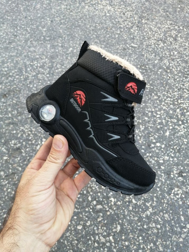 Kaymaz Tabanlı Erkek Çocuk Botu - Görsel 2