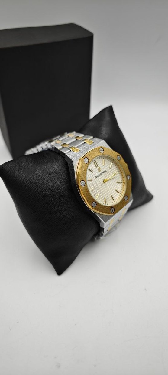 Altın ve Gümüş Detaylı Modern Klasik Erkek Saati - Görsel 5