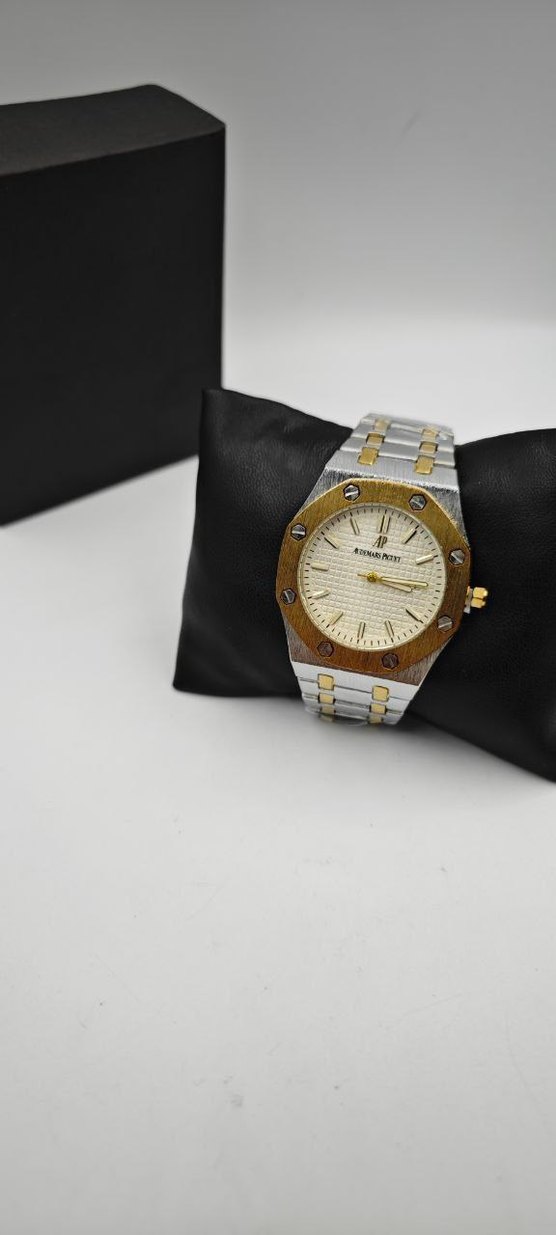 Altın ve Gümüş Detaylı Modern Klasik Erkek Saati - Görsel 4