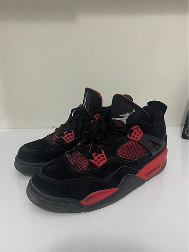 Jordan retro 4 - Görsel 2