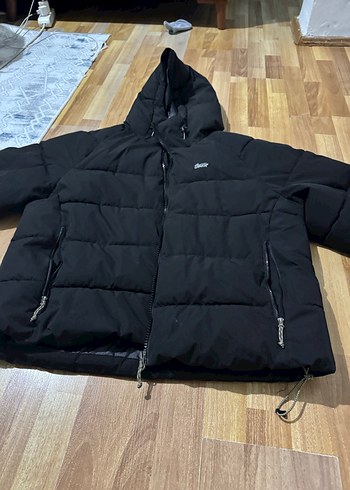 Siyah Kapüşonlu Erkek Mont - Görsel 3