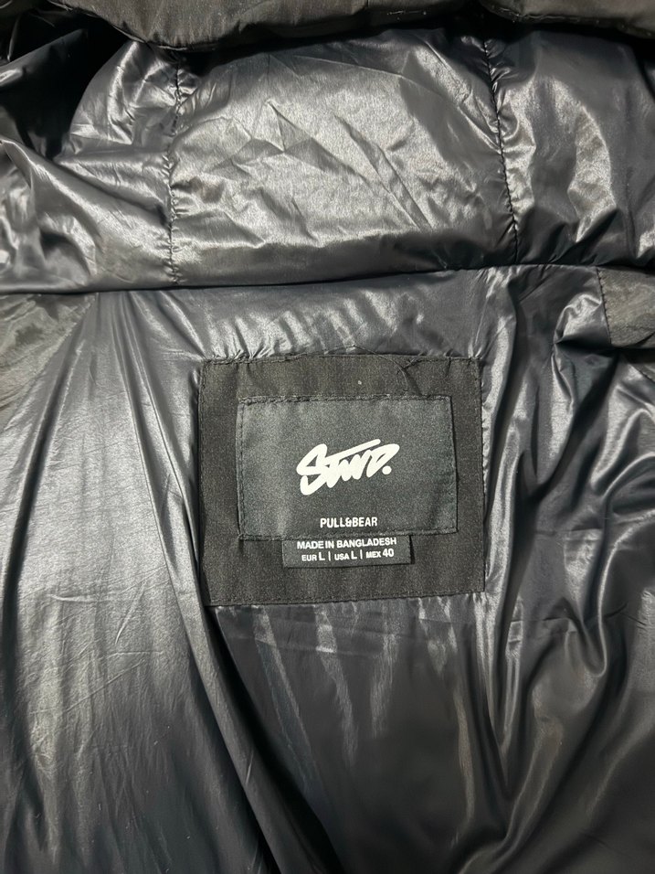 Siyah Kapüşonlu Erkek Mont - Görsel 4