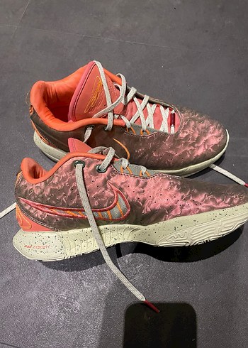 Nike LeBron 21 "Queen Conch" Basketbol Ayakkabısı - Görsel 5