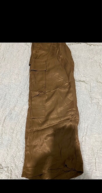 38 Beden H&M SATEN PANTOLON
