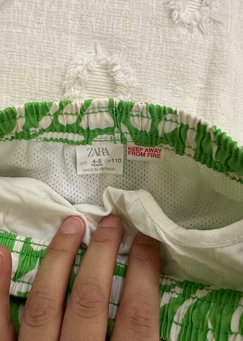 Zara Çocuk Yeşil Batik Desenli Şort