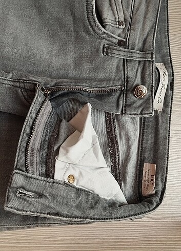 30 Beden gri Renk MAVİ GRİ JEANS