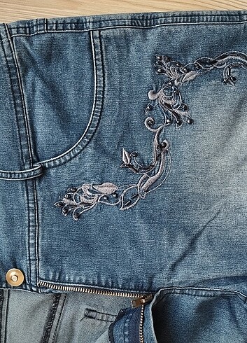 40 Beden mavi Renk KADIN İŞLEMELİ JEANS