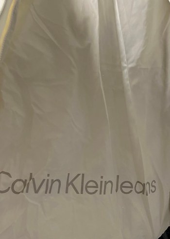 Calvin Klein Beyaz Calvin Klein Kemerli Kadın Kışlık Mont