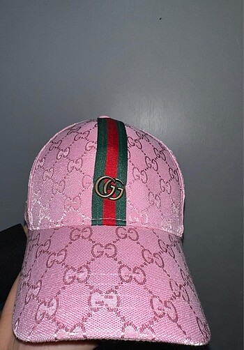 Gucci pembe şapka yeni sezon