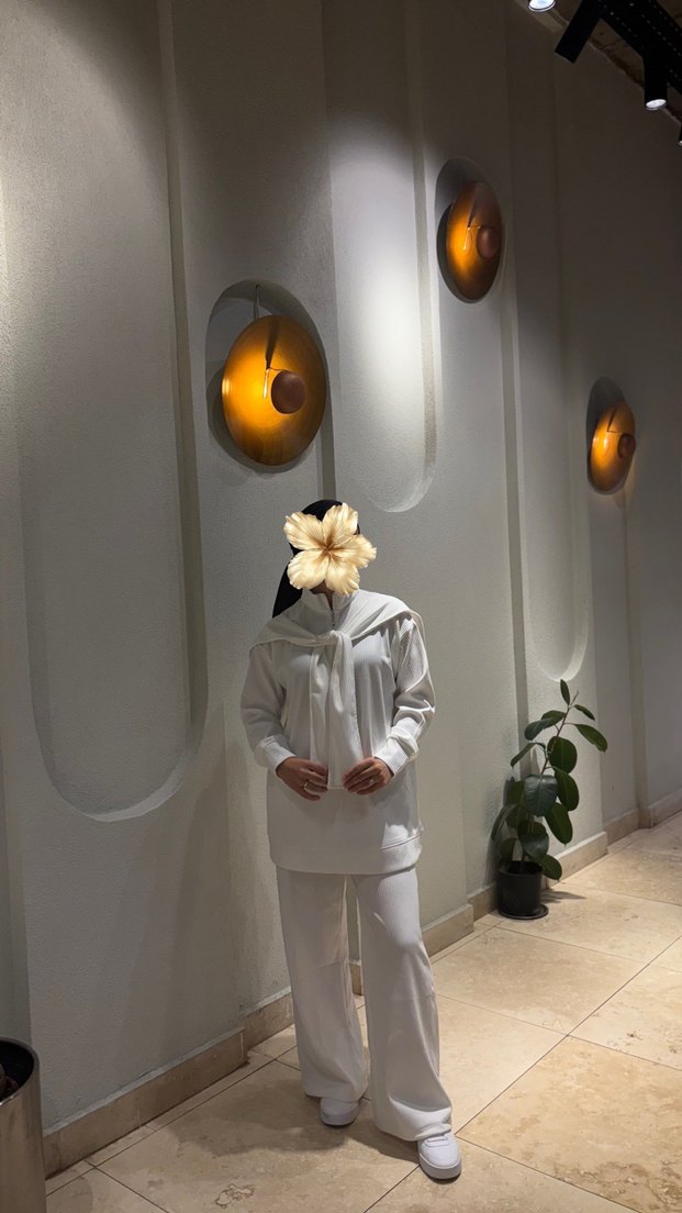 Haki ve beyaz takım omuz seyyardır beden için yazımız - Görsel 5