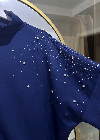 Mavi Payetli Boğazlı Kadın Tunik - Görsel 4