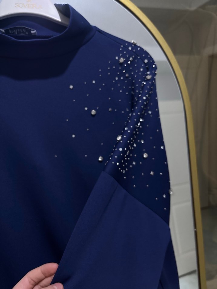 Mavi Payetli Boğazlı Kadın Tunik - Görsel 3