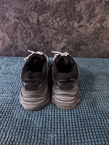 44 Beden Balenciaga Triple S