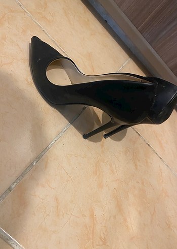 Siyah Klasik Stiletto Topuklu Kadın Ayakkabı - Görsel 3