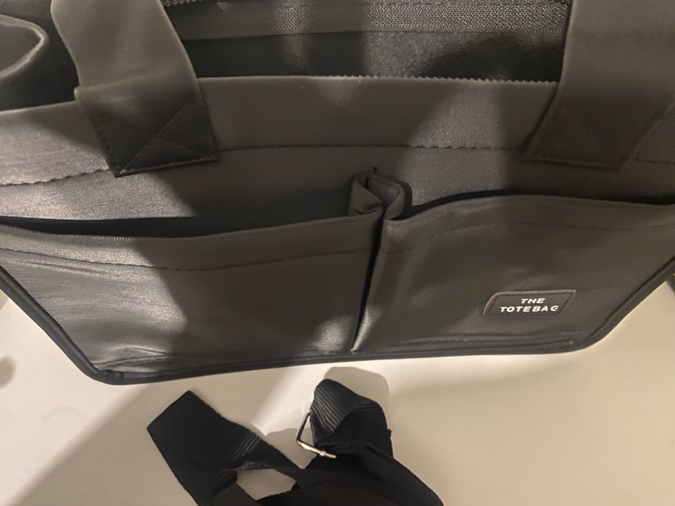 Siyah Deri Fermuarlı Kadın Çanta - Görsel 4