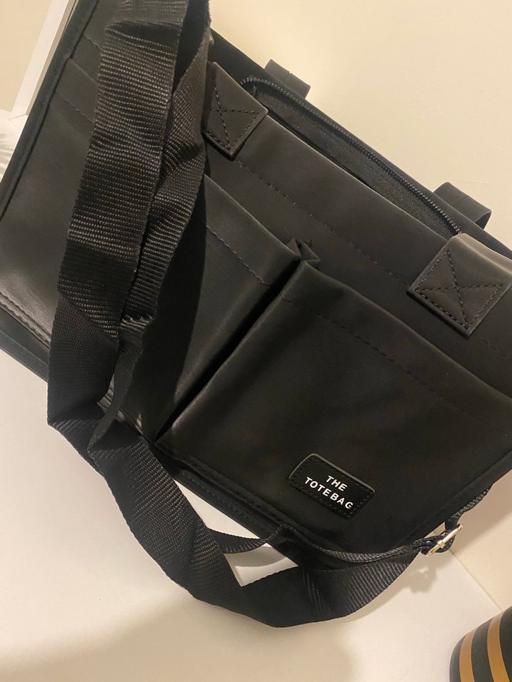 Siyah Deri Fermuarlı Kadın Omuz Çantası - Görsel 4