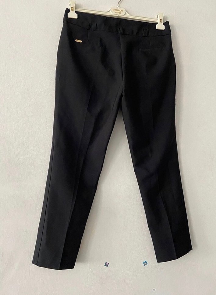 Siyah Kadın Kumaş Pantolon Regular Fit - Görsel 2